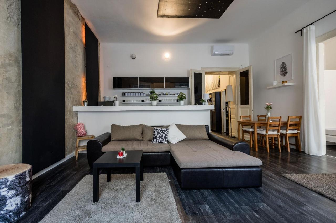 Spacious Apartment Almassy Budapest Exterior foto